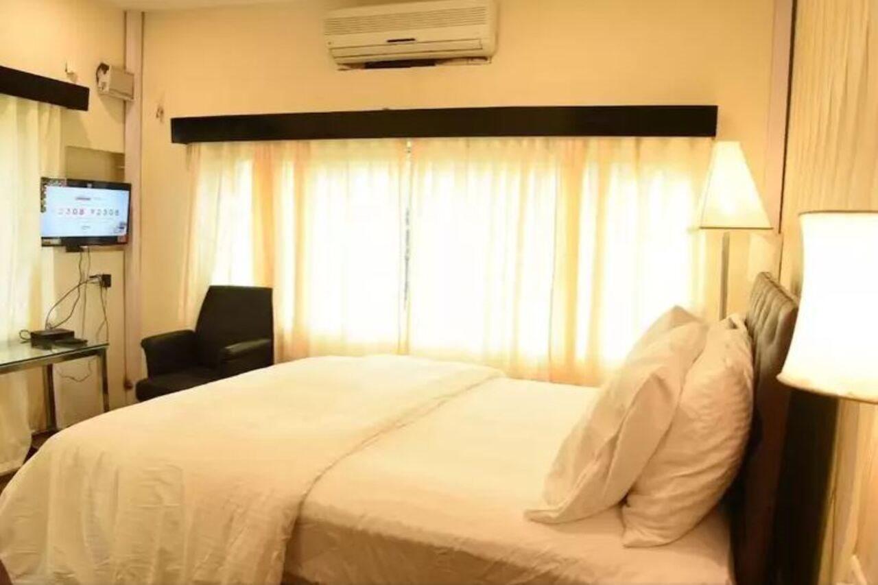 Creek Hotel - Panaji Exteriör bild