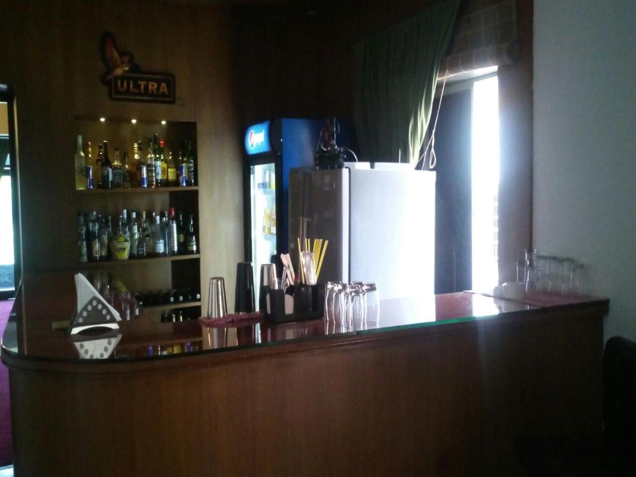 Creek Hotel - Panaji Exteriör bild